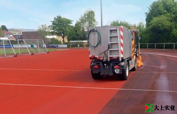 塑膠跑道清潔車(chē)