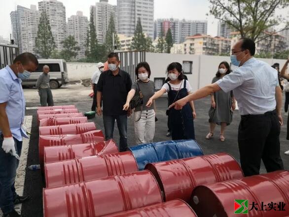 膠水抽樣現(xiàn)場