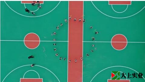 硅PU籃球場(chǎng)竣工