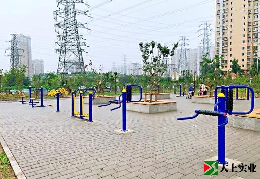 戶(hù)外健身器材