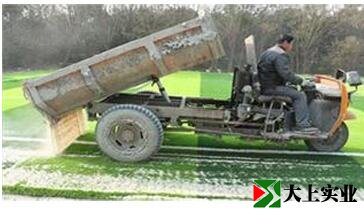 人造草足球場(chǎng)施工