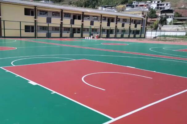 一個(gè)硅pu籃球場(chǎng)包工多少錢(qián)一平方?