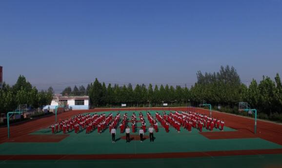 大束鎮(zhèn)安平小學(xué)運(yùn)動(dòng)場(chǎng)