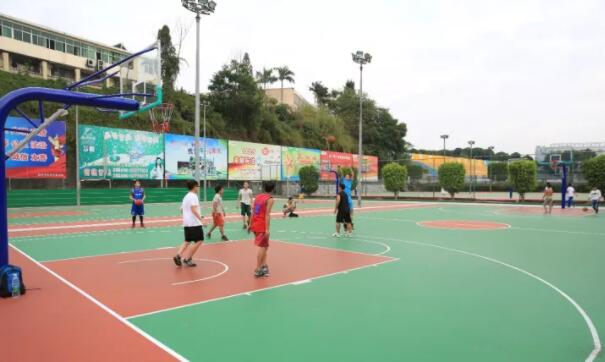 硅pu籃球場(chǎng)