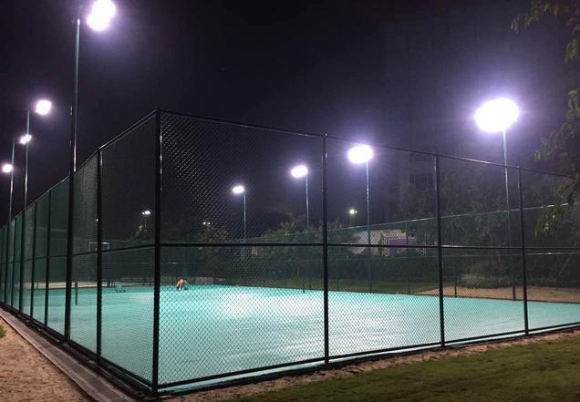 建一個(gè)籃球場(chǎng)要多少錢(qián)