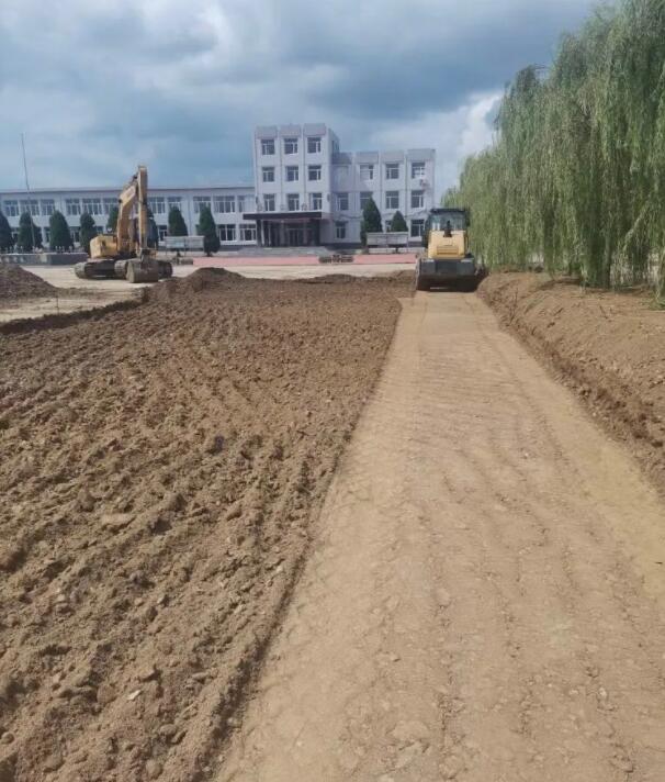 操場東側(cè)地坪預處理