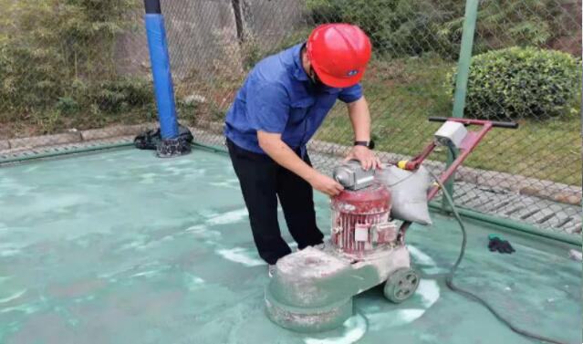 籃球場(chǎng)翻新