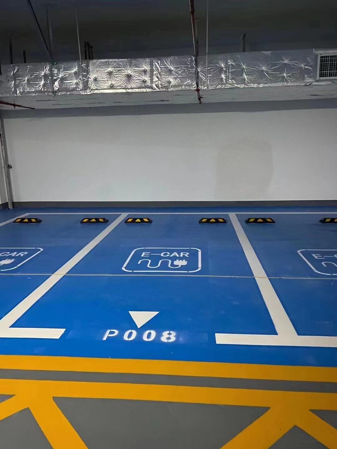 鹽田外國(guó)語(yǔ)地下停車場(chǎng)