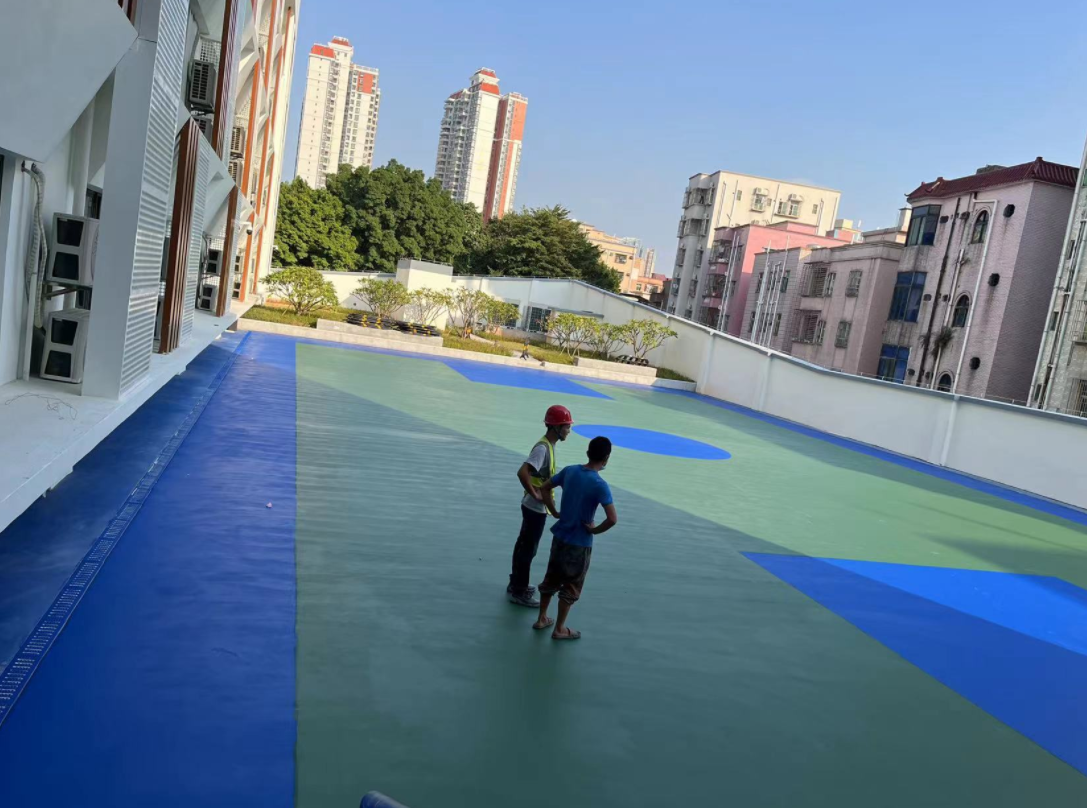 深圳市松崗小學(xué)運(yùn)動場施工