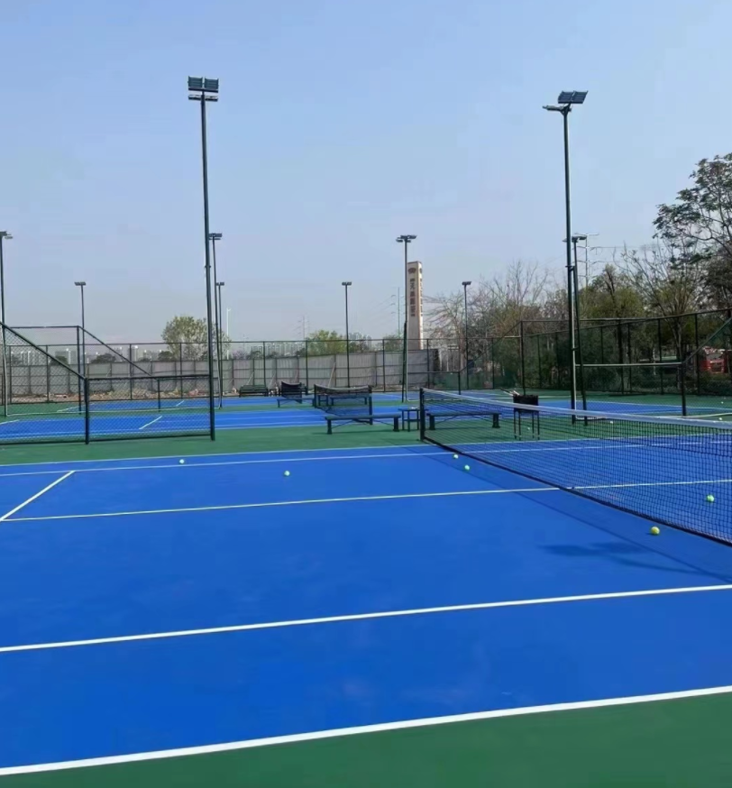 惠州網(wǎng)球場(chǎng)基礎(chǔ)、圍網(wǎng)、燈具、球場(chǎng)面層整體施工工程